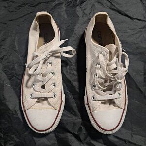 Converse Unisex All Star Chuck Taylors Low Top